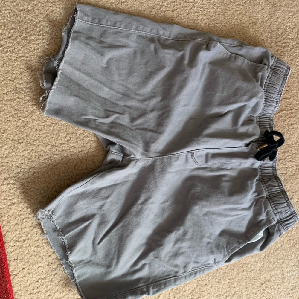 Ezekiel Cutoff shorts 30-32